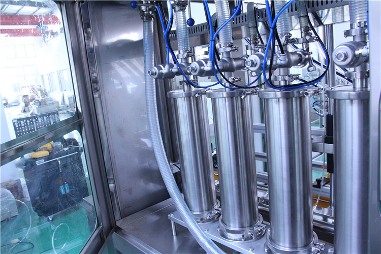 Mašina za punjenje pekmeza od jabuka