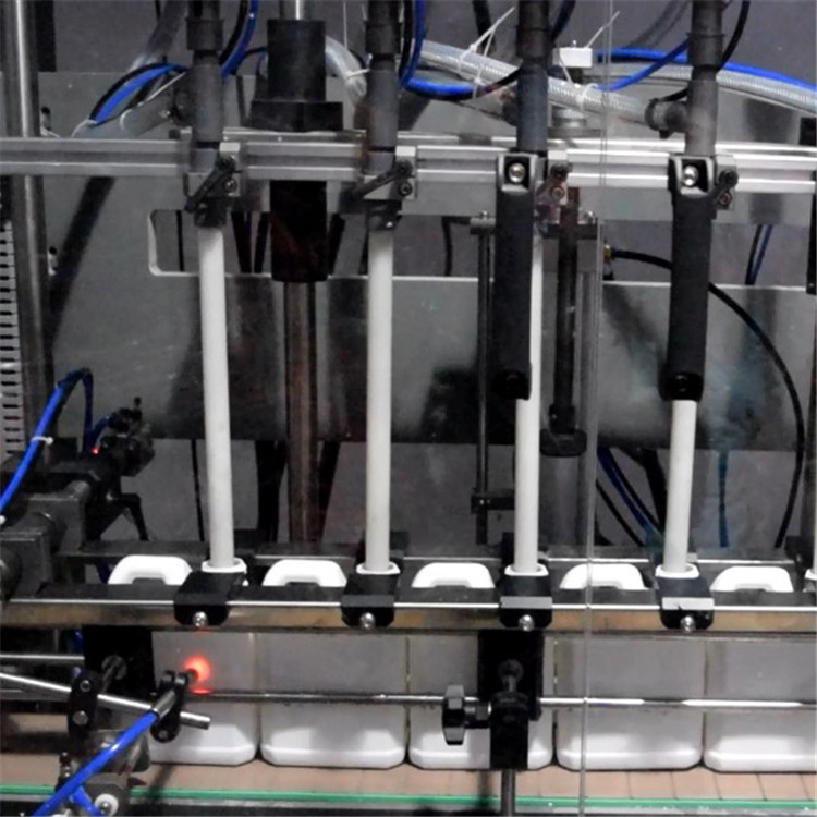 korozivna mašina za punjenje tečnih tekućina