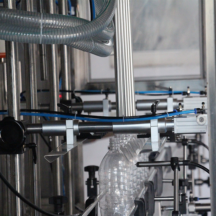 mašina za punjenje ulja 