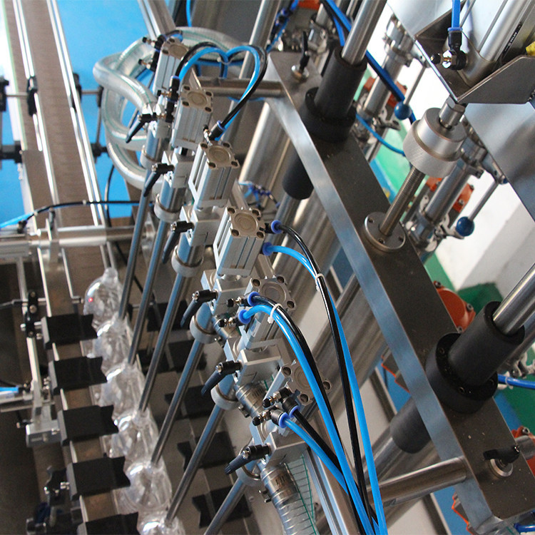 mašina za punjenje ulja